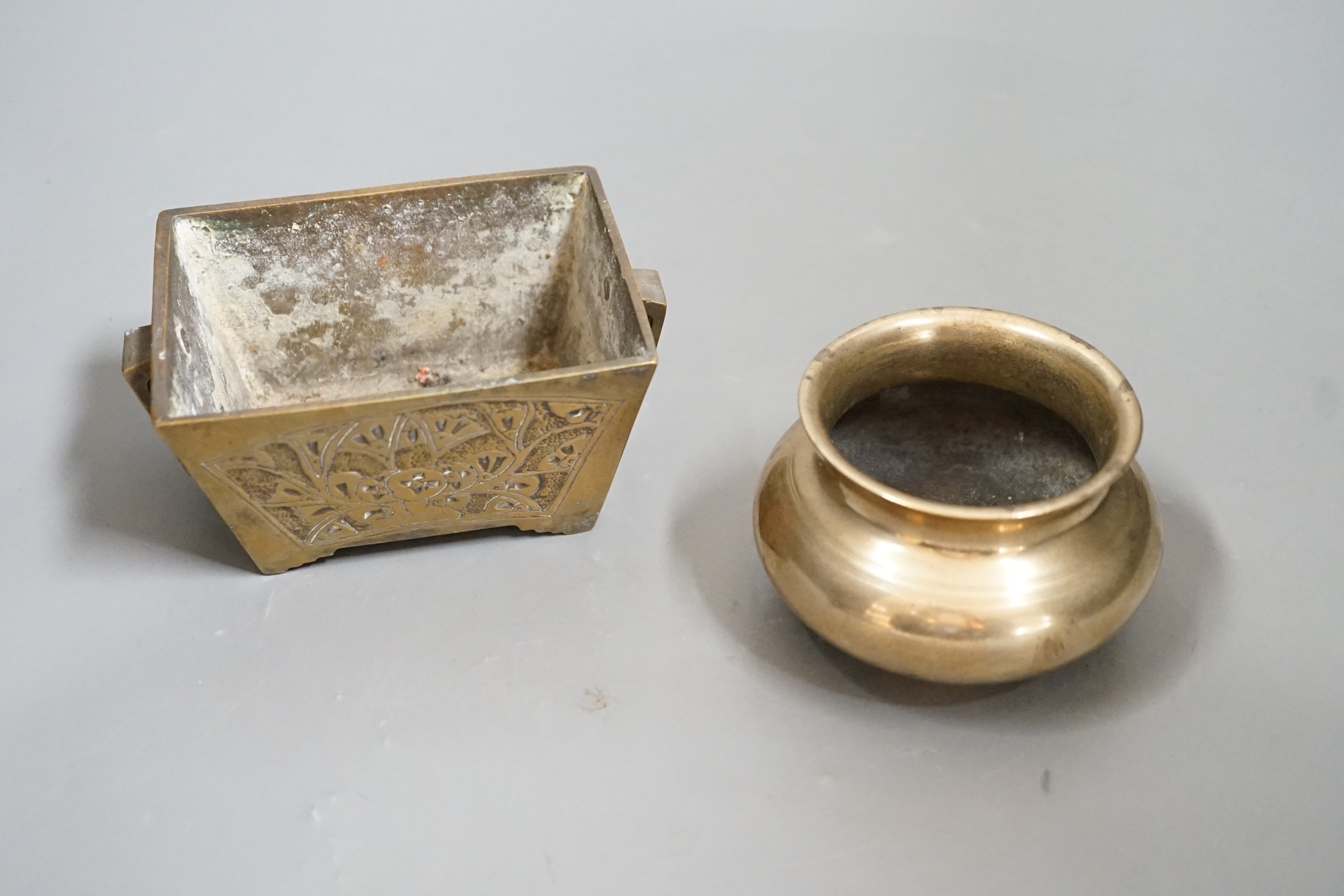 Two early 20th century Chinese bronze censers, rectangular censer 13.5cms wide